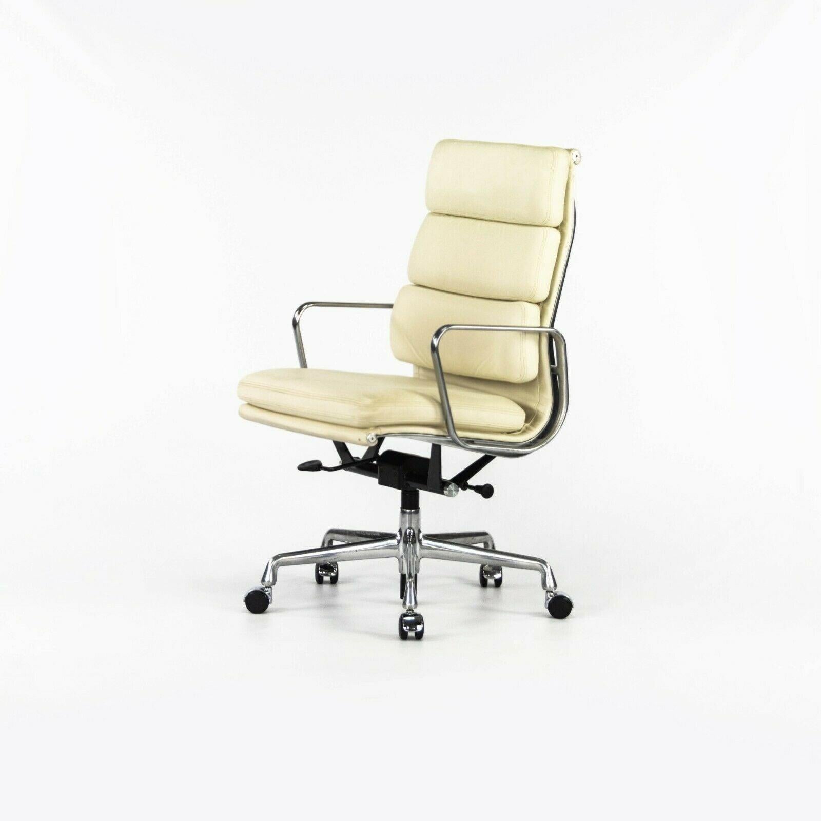 2011 Herman Miller Eames Aluminum Group Executive Soft Pad Desk Chair Ivory 12+ 3
