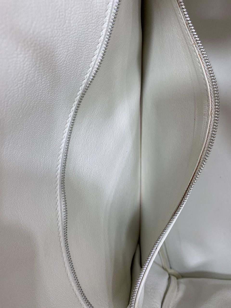 2011 Hermès Birkin 40 White Clemence Leather Top Handle Bag  For Sale 10
