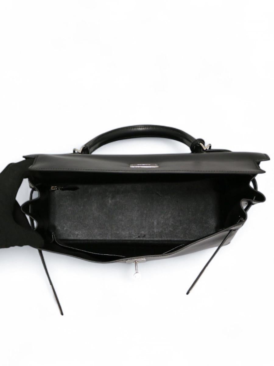 2011 Hermès negro Kelly 35 caja cuero plata hardware en venta 3