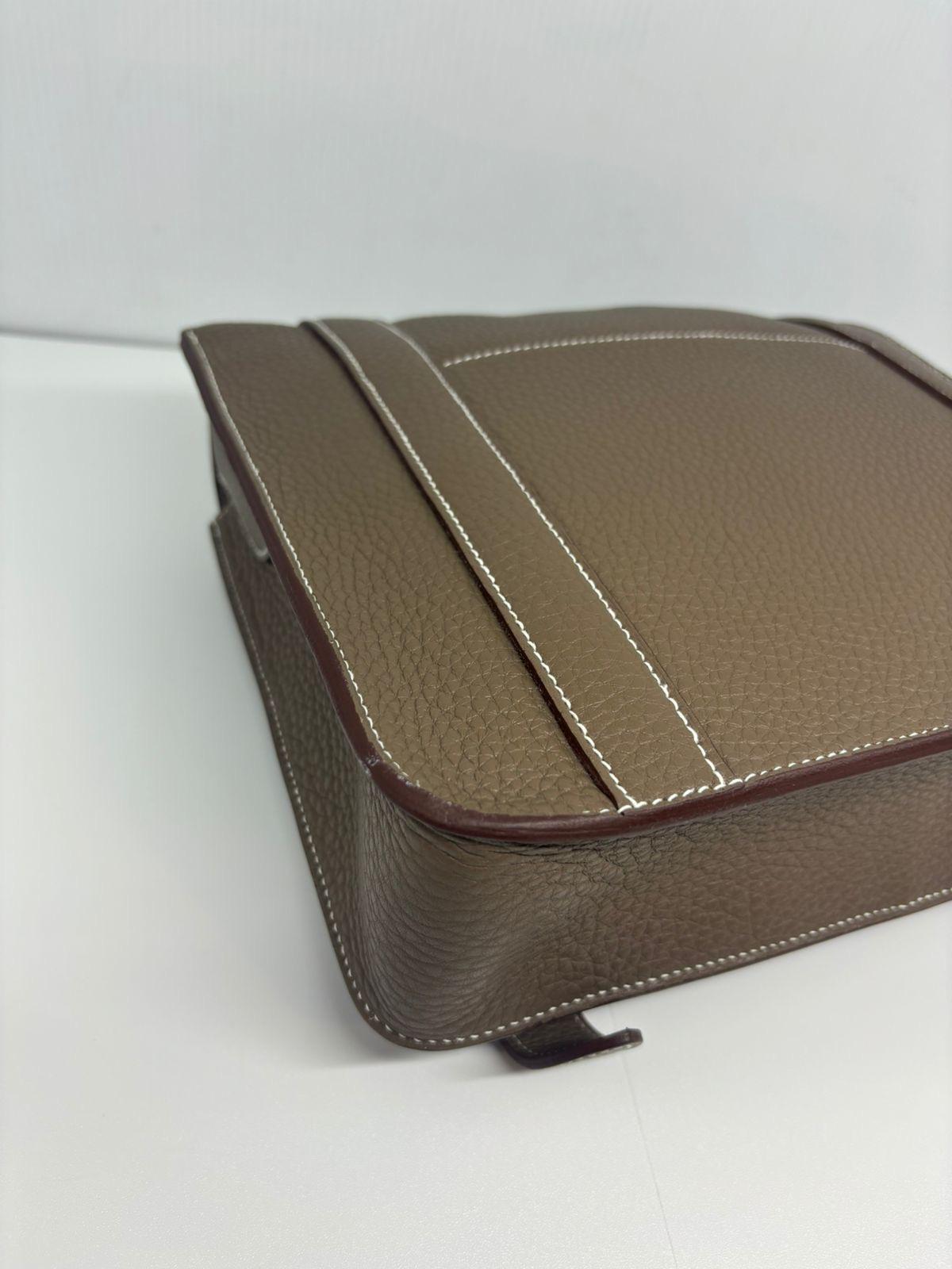 2011 Hermes Etoupe Clemence Steve Caporal 28 Messenger Bag 2