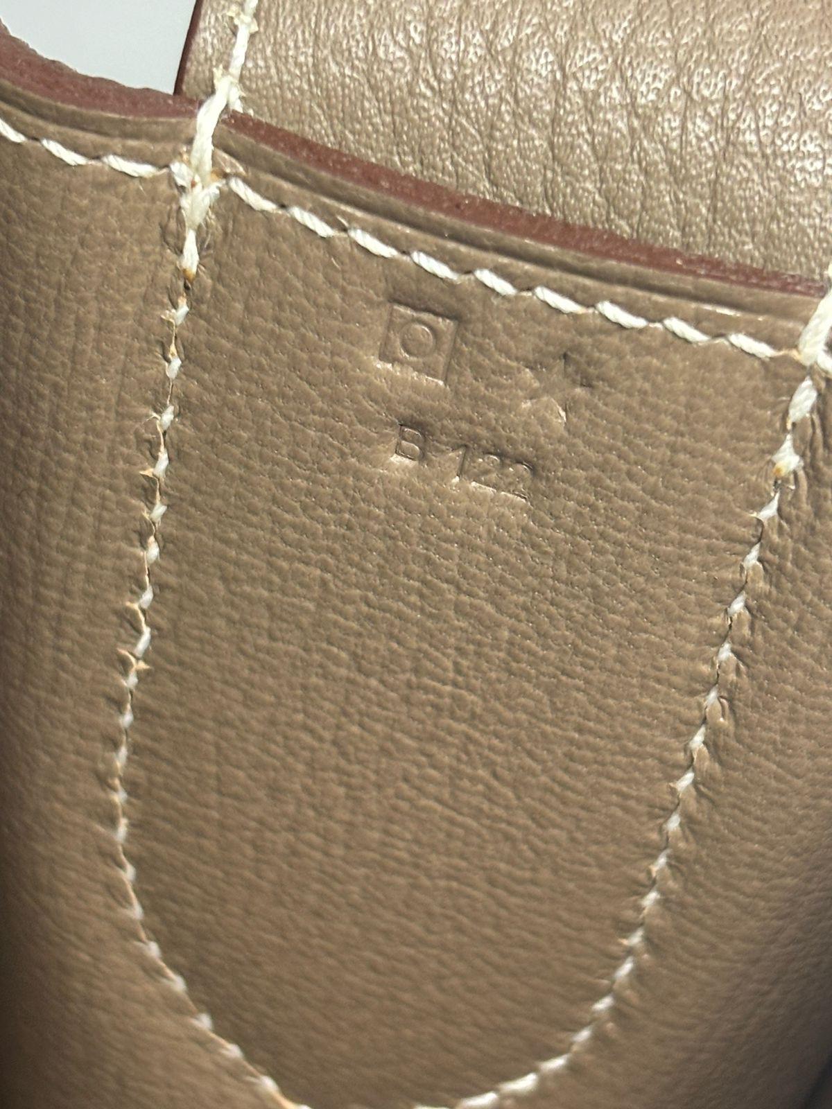 2011 Hermes Etoupe Clemence Steve Caporal 28 Messenger Bag 3