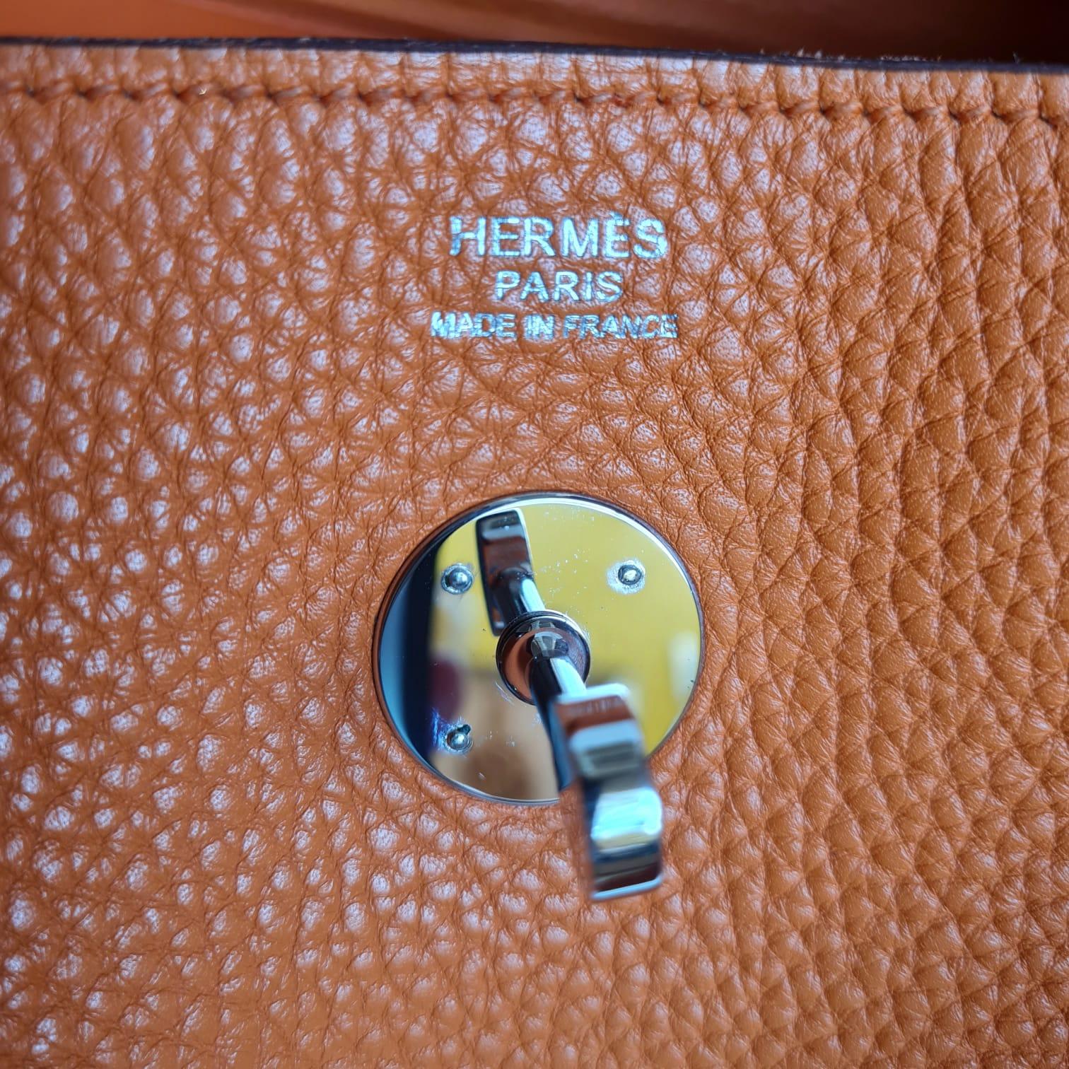 2011 Hermes Orange Clemence Leather Lindy 30 Bag 16