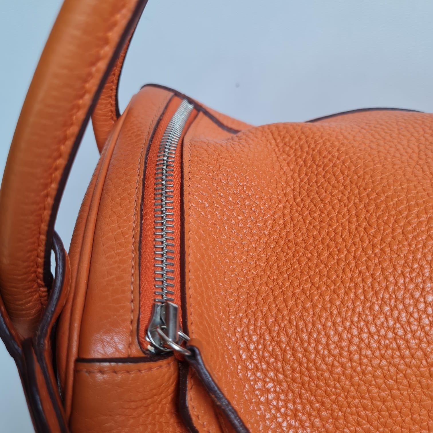 2011 Hermes Orange Clemence Leather Lindy 30 Bag 3
