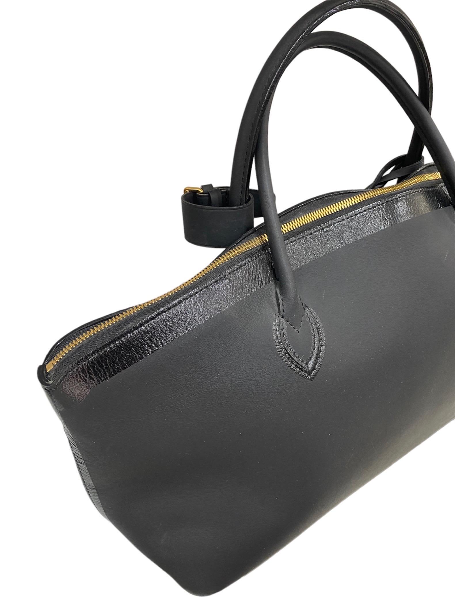 2011 Louis Vuitton Lockit East-West Handbag 2
