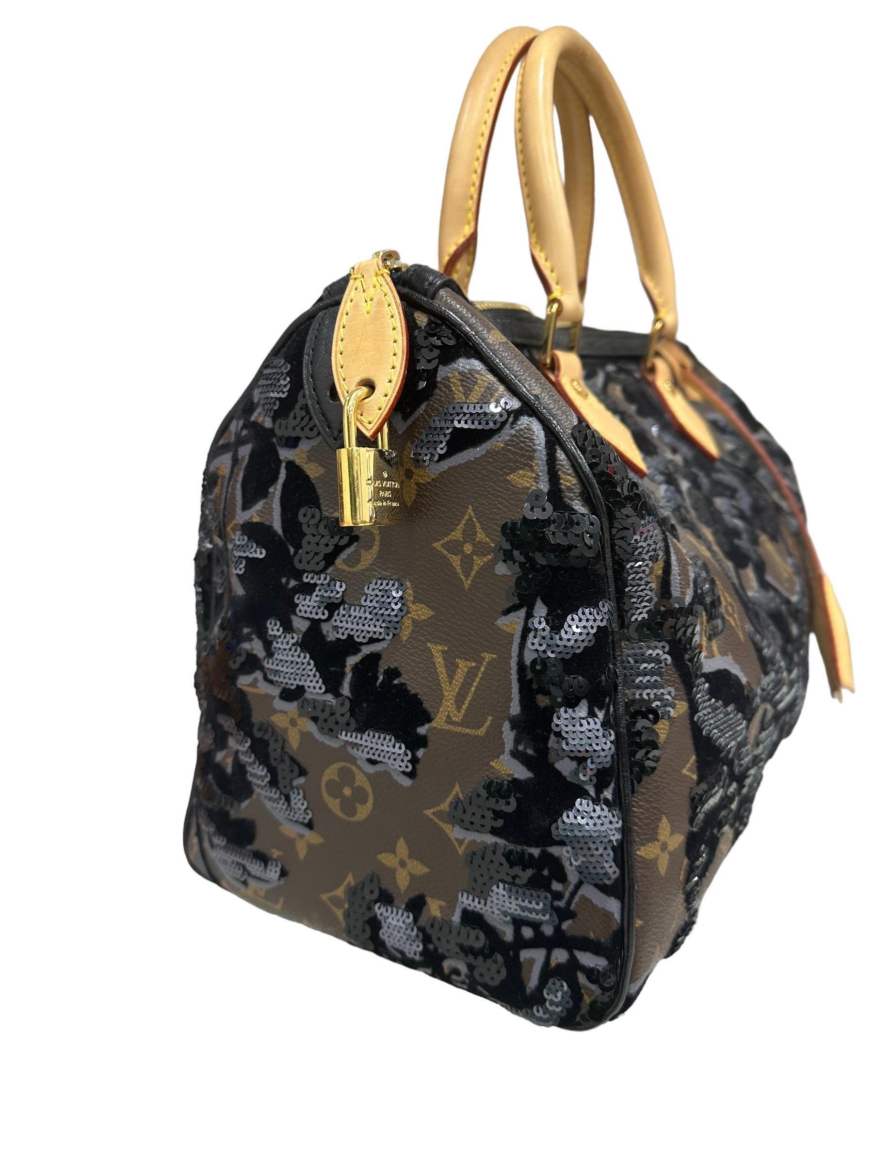 2011 Louis Vuitton Speedy 30 Fleur De Jais Limited Edition Top Handle Bag In Excellent Condition In Torre Del Greco, IT