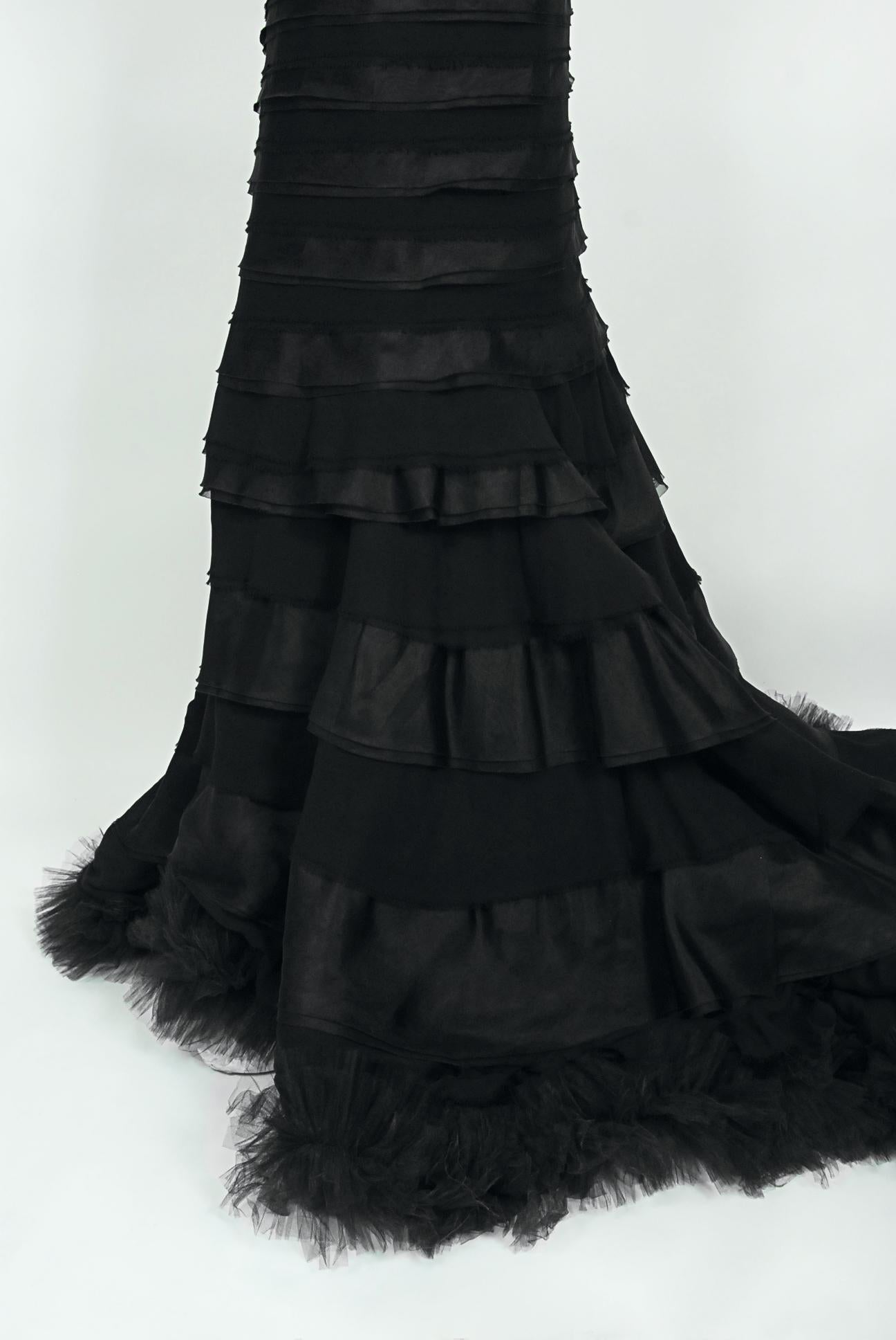 2011 Oscar de la Renta Runway Black Ruched Silk Hourglass Trained Mermaid Gown  10
