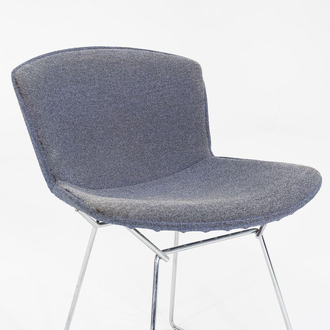 2011 Paire de chaises d'appoint en fil de fer Harry Bertoia pour Knoll avec coussinets complets en vente 4