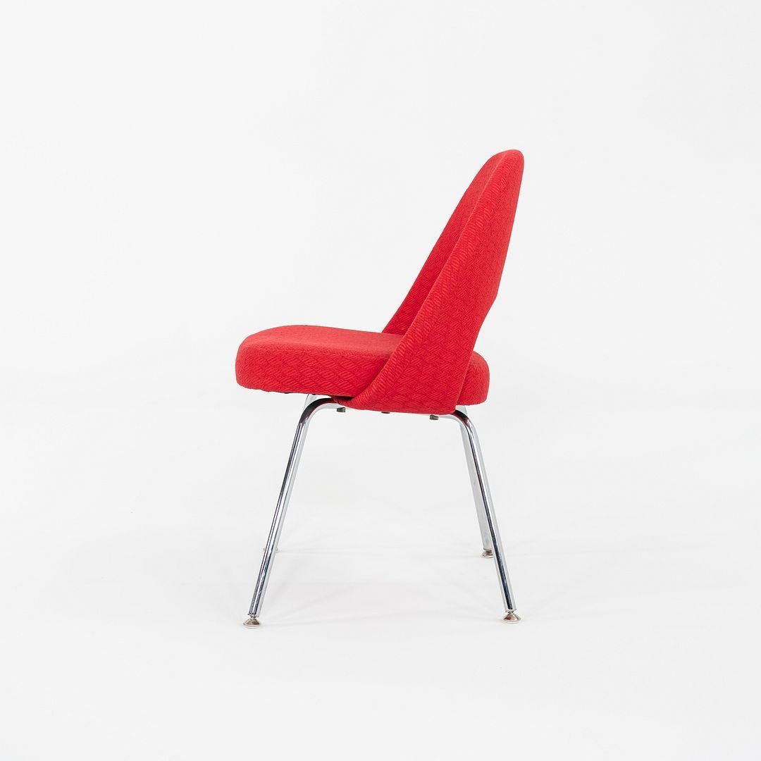 Moderne 2011 Ensemble de quatre chaises d'appoint sans bras Eero Saarinen pour Knoll en vente