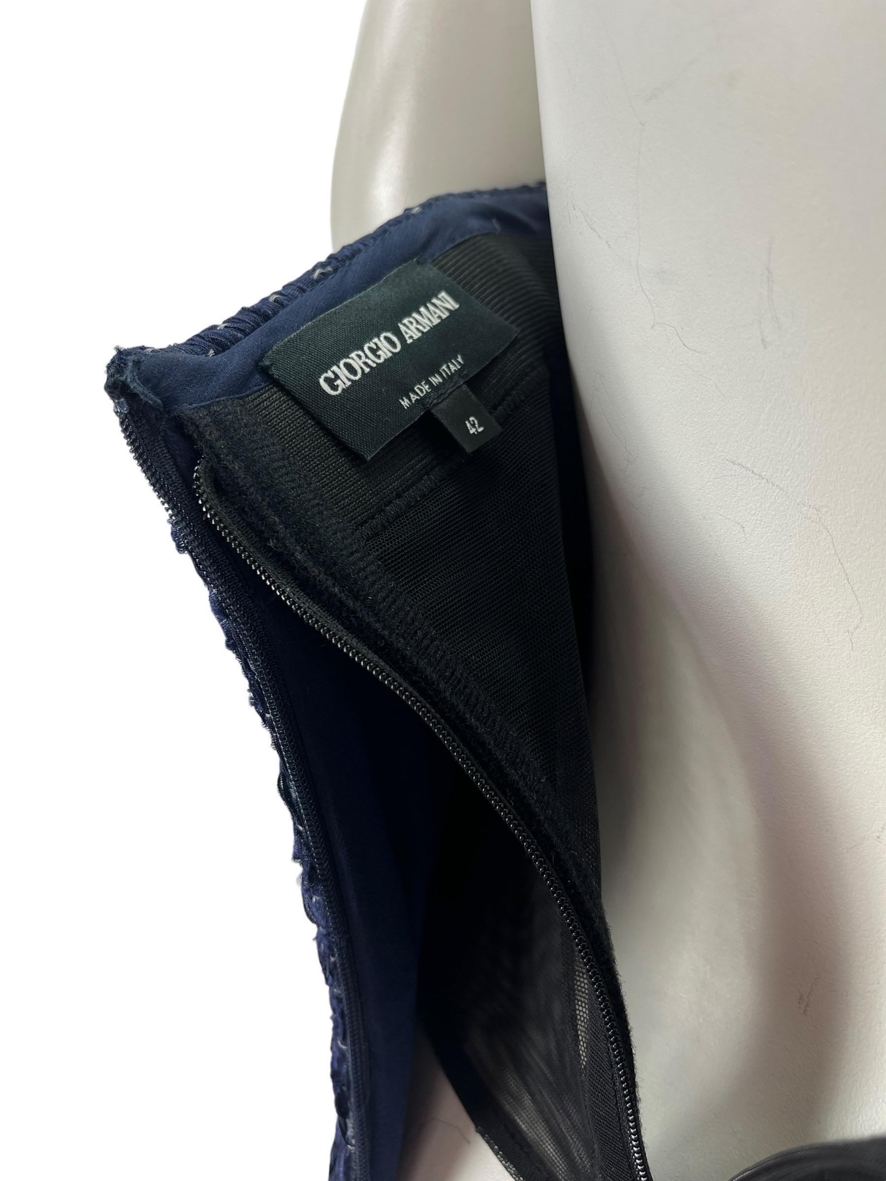 2011 Vintage Giorgio Armani abito senza spalline in seta intrecciata blu navy 42 - 6 in vendita 4
