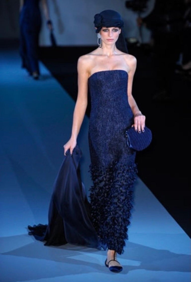 2011 Vintage Giorgio Armani woven silk strapless navy blue dress gown 42 - 6