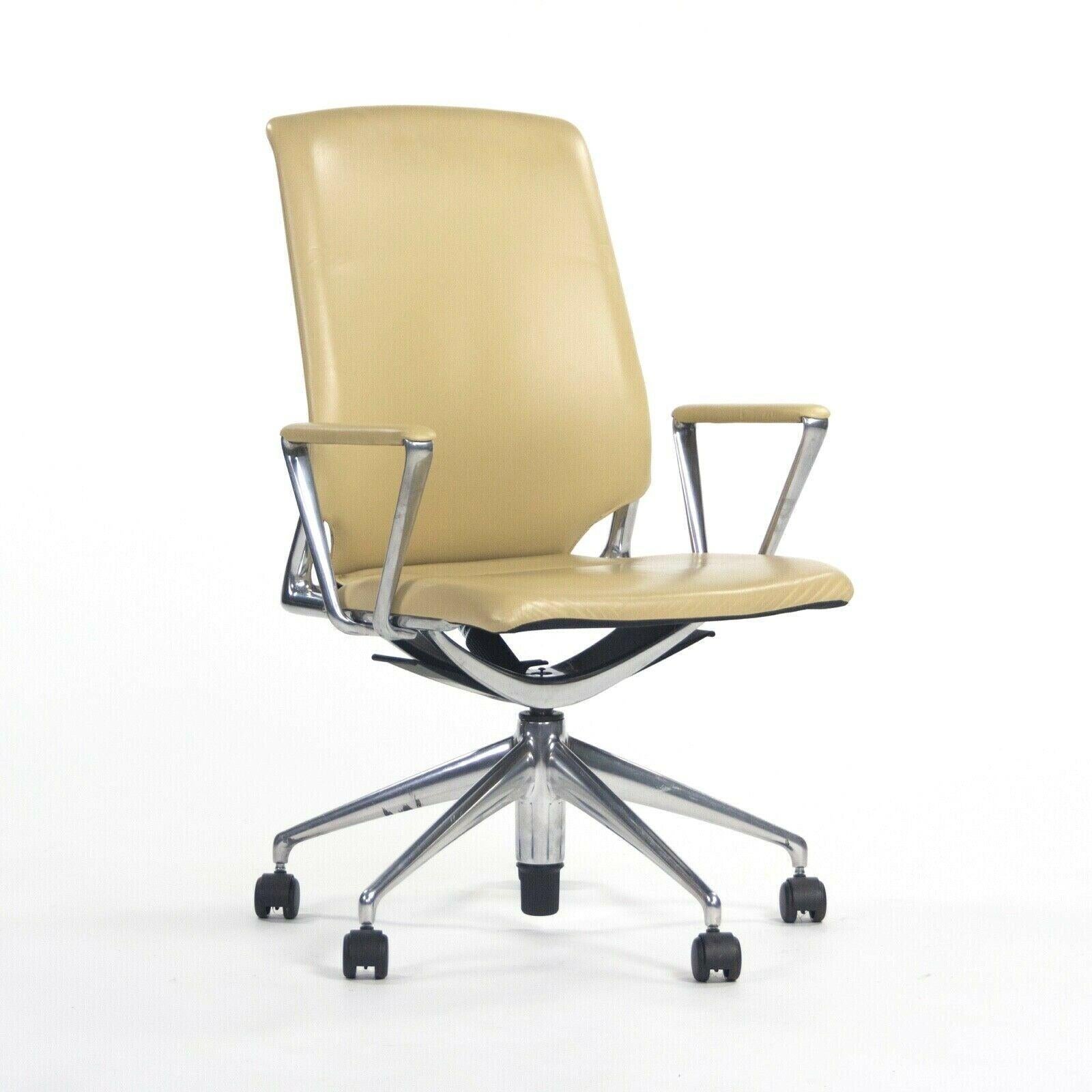 2011 Vitra Meda by Alberto Meda Desk Chair Tan Full Leather (chaise de bureau en cuir) en vente 1