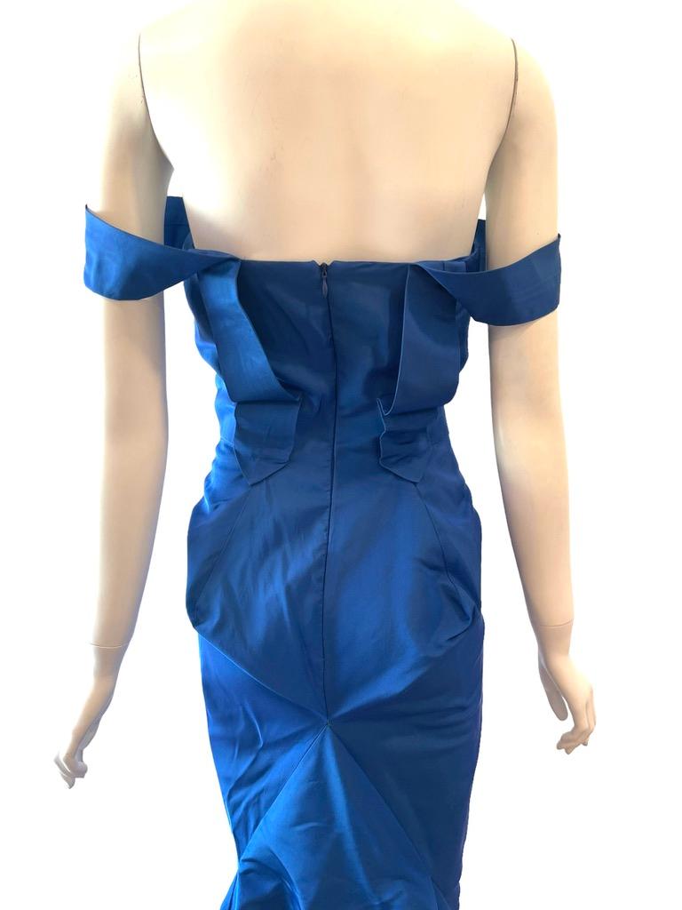 2011 Vivienne Westwood blue taffeta off shoulder gown  In Good Condition For Sale In Austin, TX