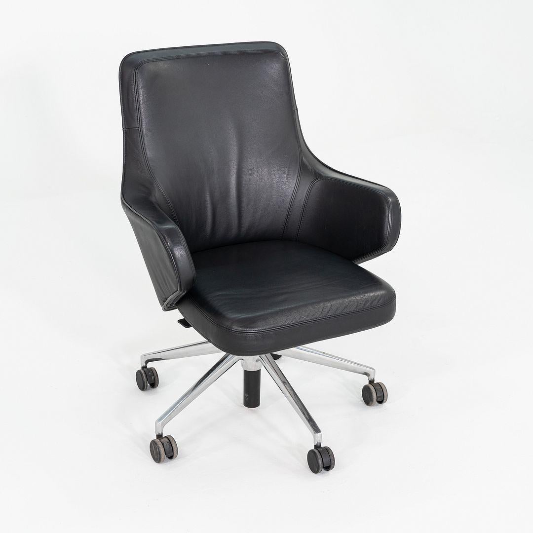 Moderno 2012 Antonio Citterio per Vitra Grand Executive Chairs in pelle nera in vendita