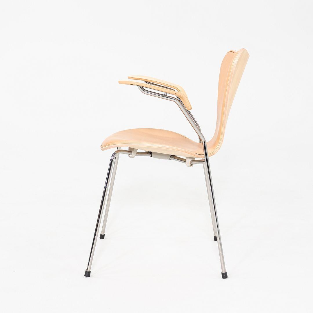 Danish 2012 Arne Jacobsen for Fritz Hansen Series 7 Dining Arm Chair Maple and Leather For Sale