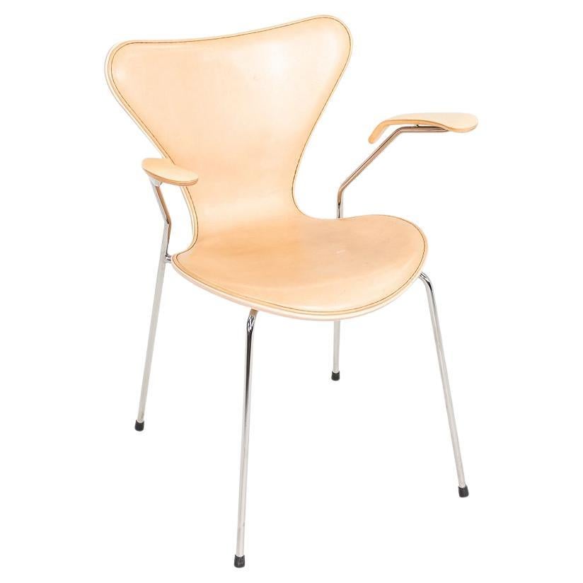 2012 Arne Jacobsen for Fritz Hansen Series 7 Dining Arm Chair Maple and Leather For Sale