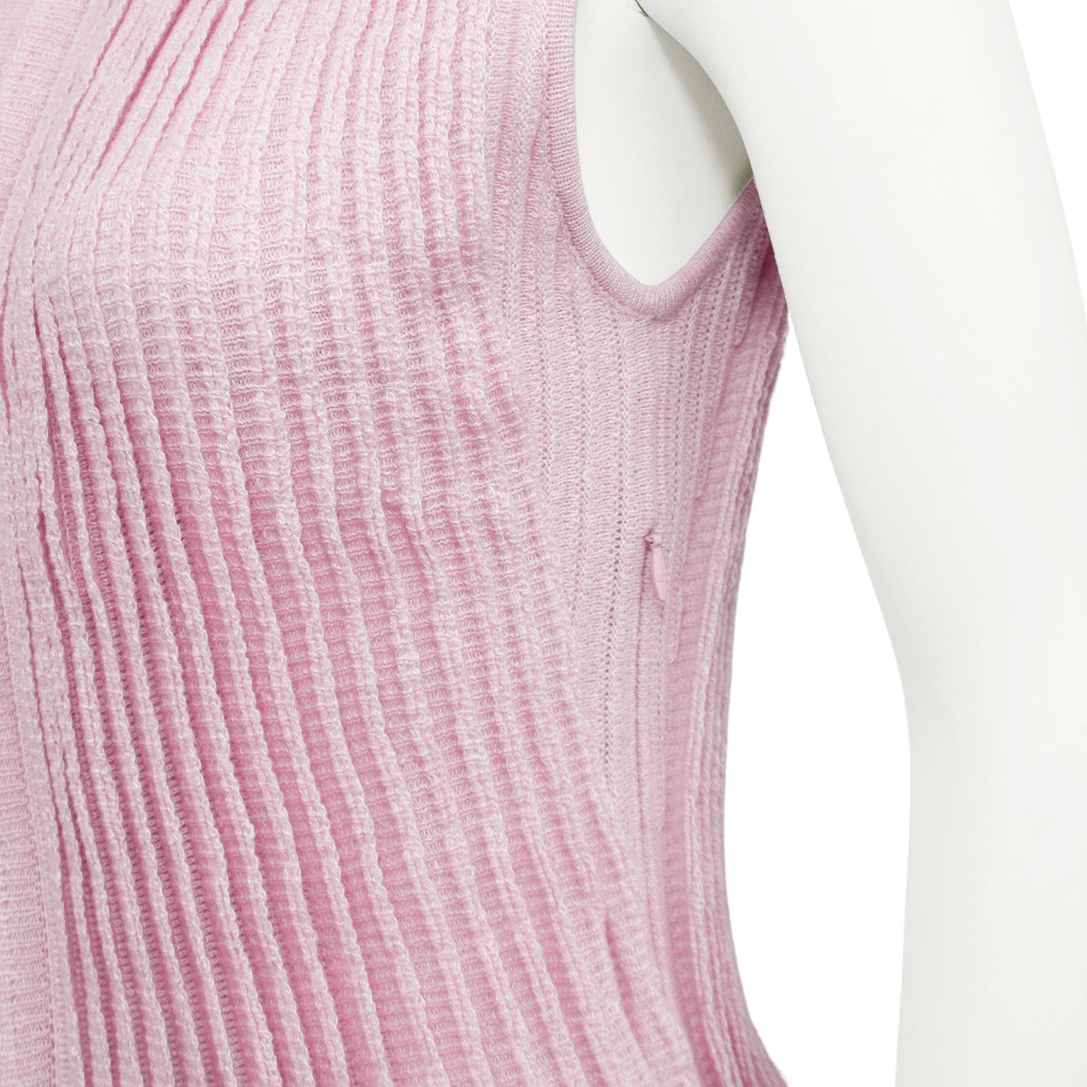 2012 Chanel Pink Linen & Cashmere Plisse Knit Dress  For Sale 1