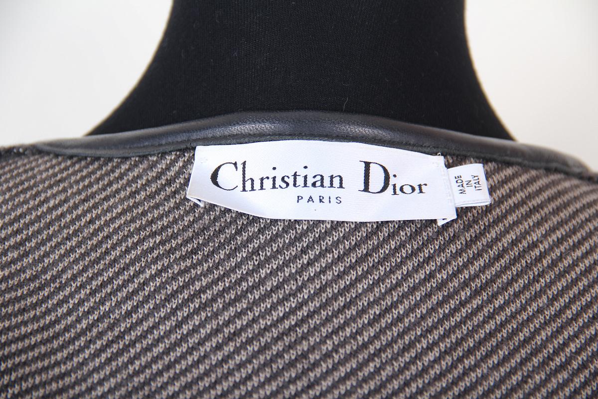 2012 Christian Dior Cardigan en laine anthracite taille USA 12 IT 48 FR 44 Excellent état - En vente à Алматинский Почтамт, KZ