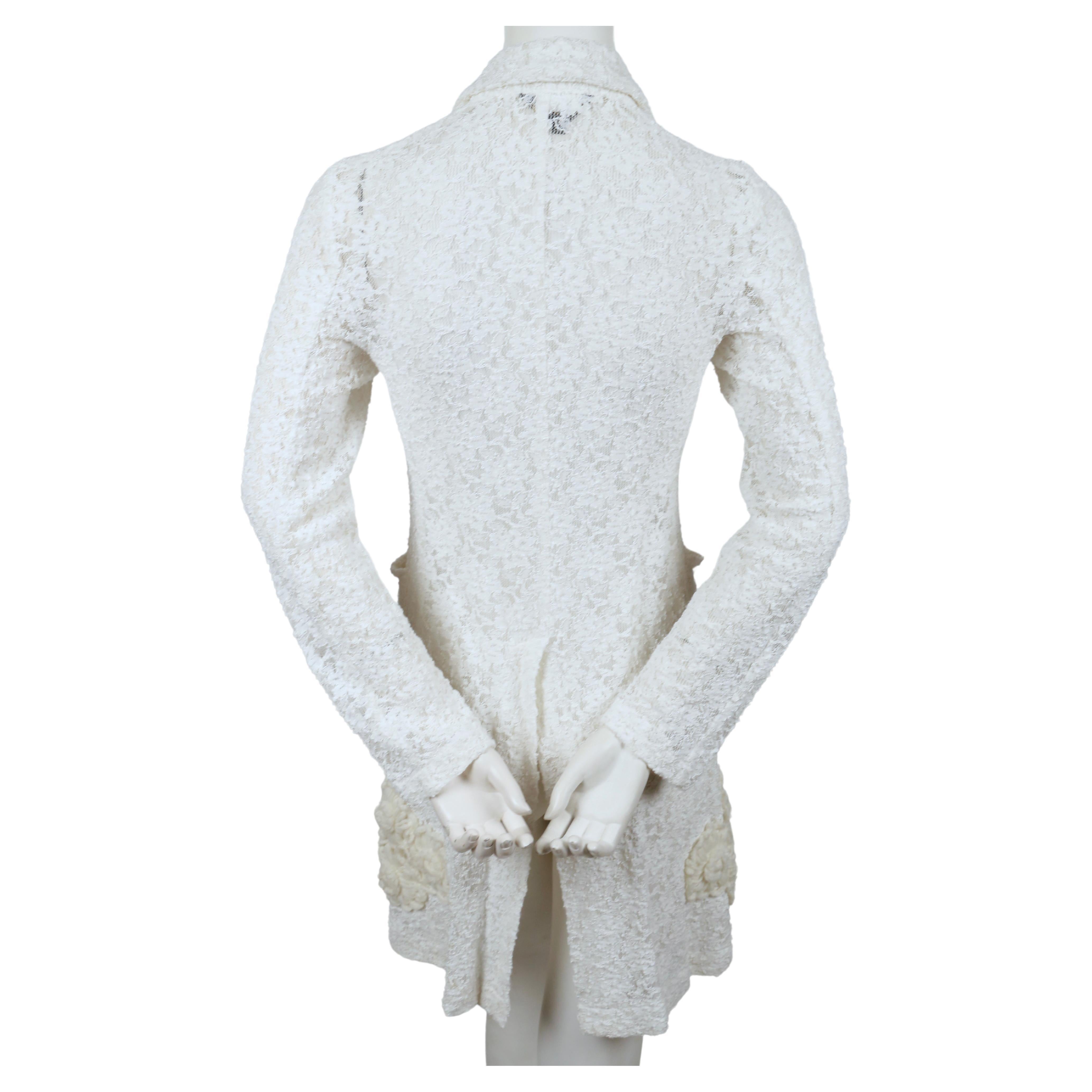 COMME DES GARCONS Veste en dentelle blanc cassé avec détails floraux en maille, 2012 en vente 1