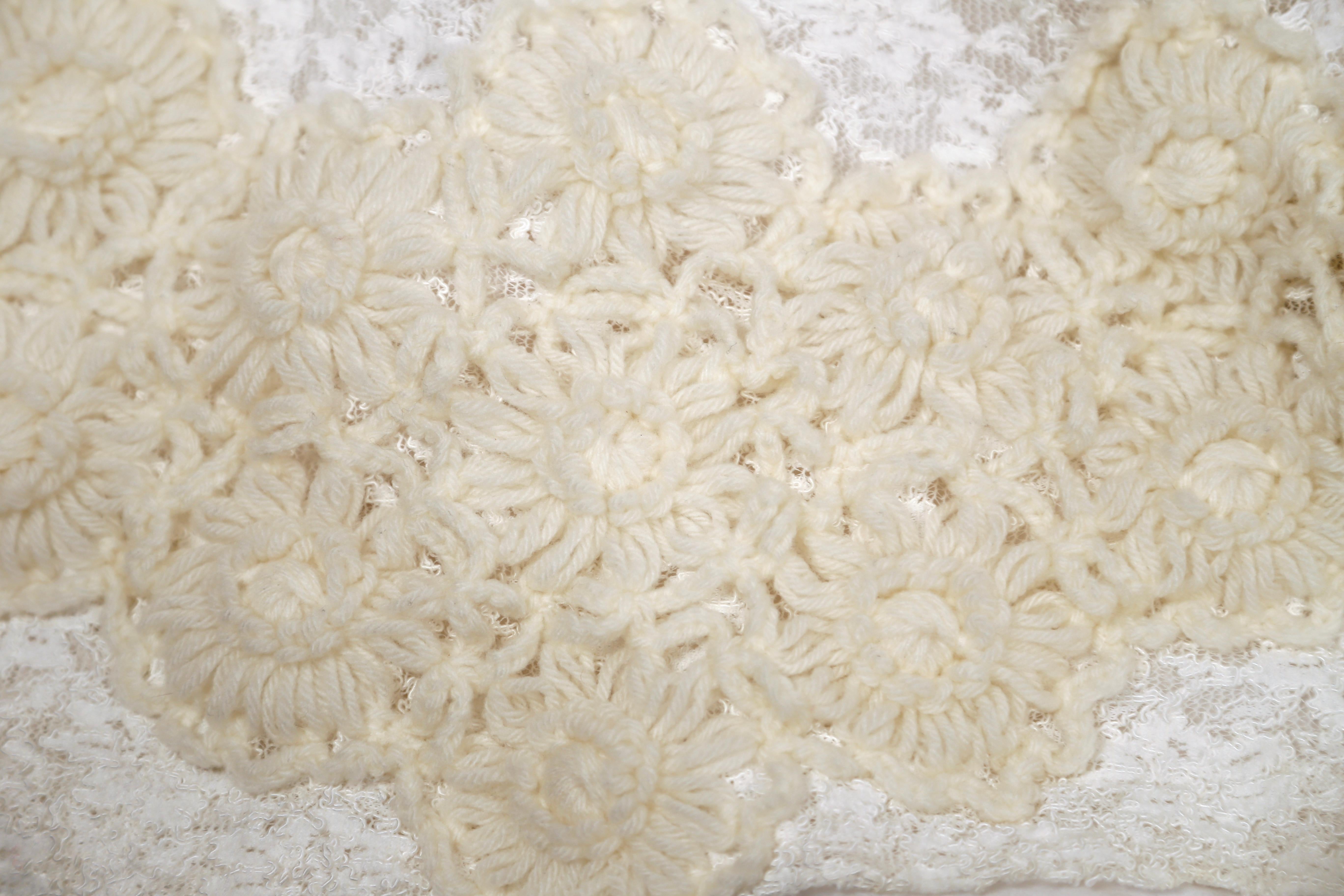 2012 COMME DES GARCONS off-white lace jacket with knit flower detail 4