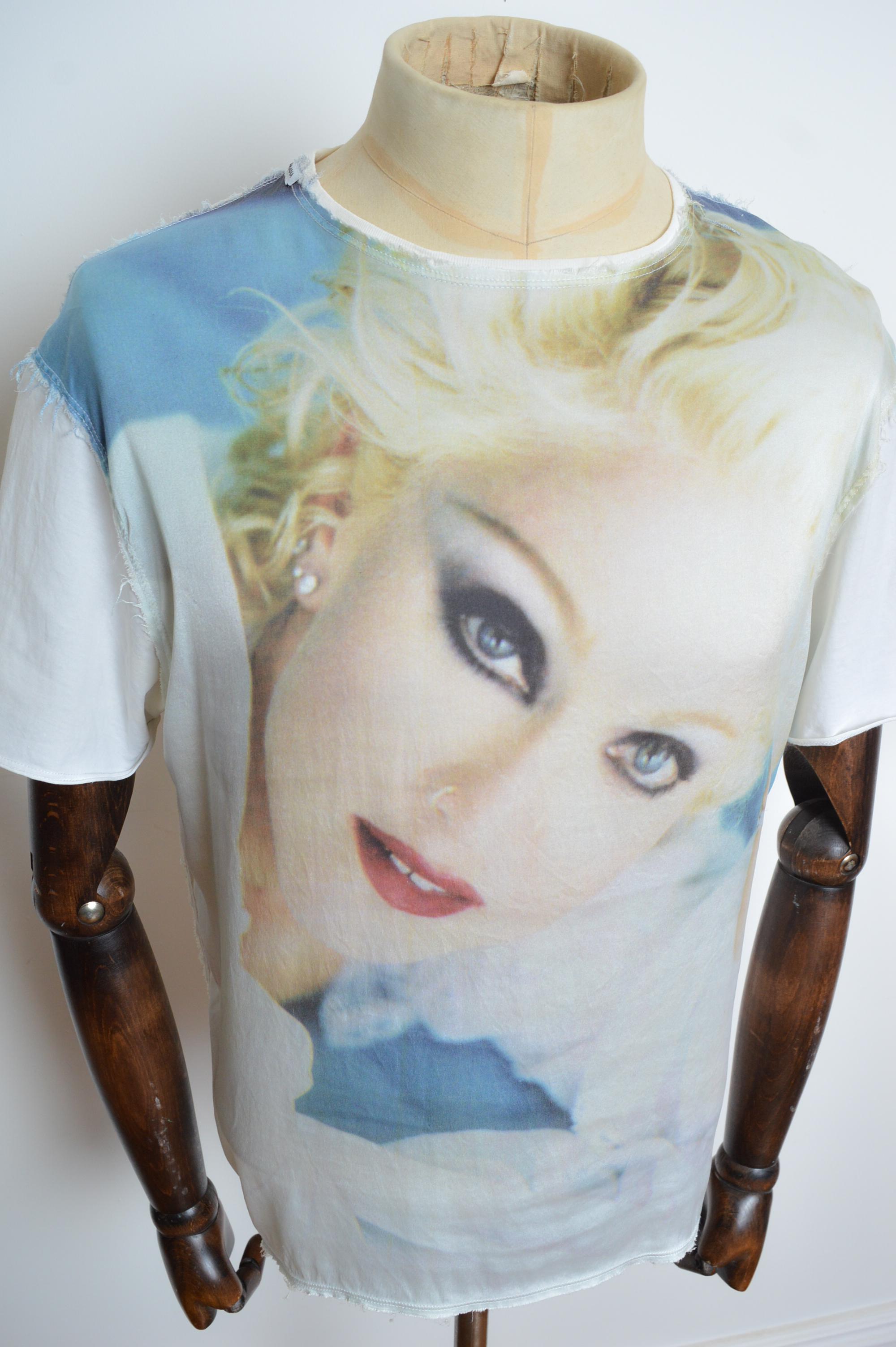 2012 DOLCE & GABBANA Madonna ‘Boy Toy’ Silk Print Oversized T Shirt In Good Condition For Sale In Sheffield, GB