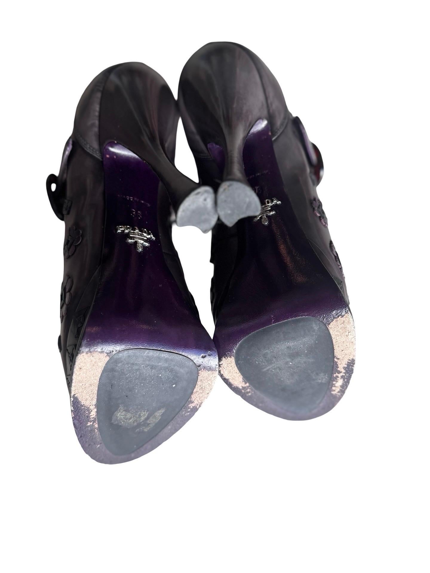 2012 F/W Prada plateforme fleurie 38 Bon état - En vente à Miami, FL