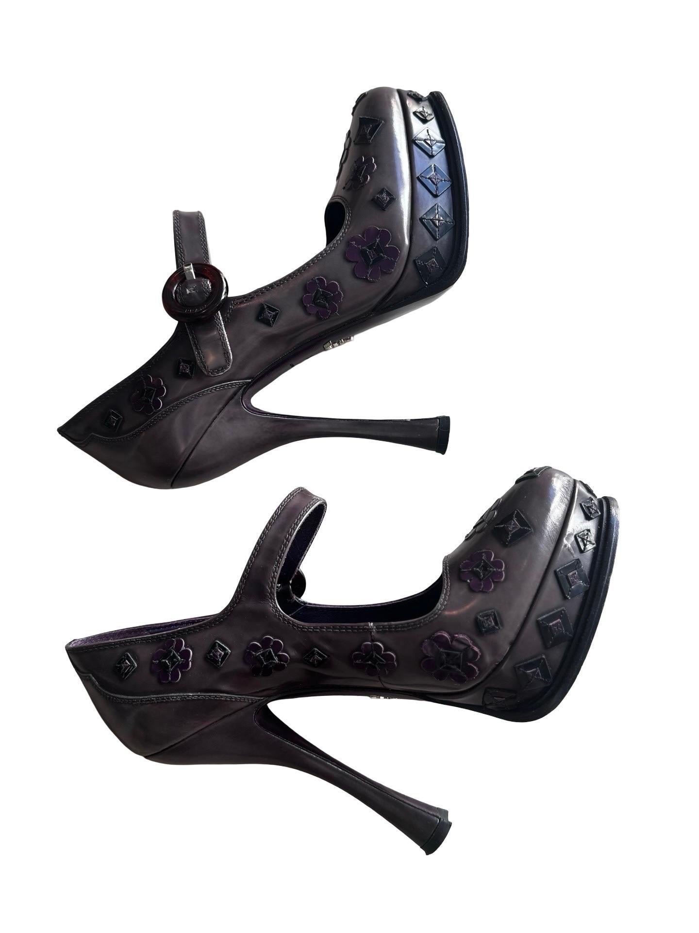 2012 F/W Prada plateforme fleurie 38 en vente 2