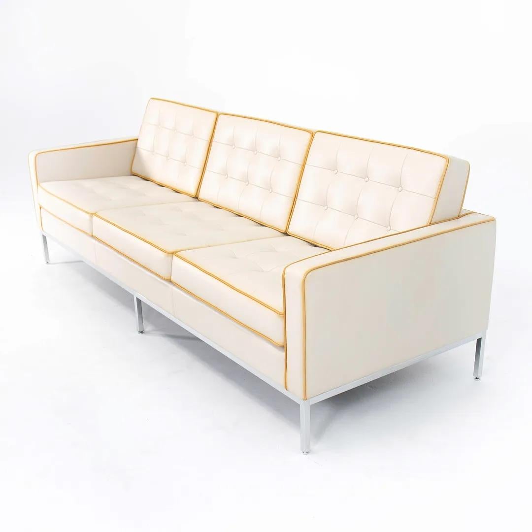 2012 Florence Knoll 3-Sitz-Leder-Sofa mit maßgefertigtem Leder im Angebot 1