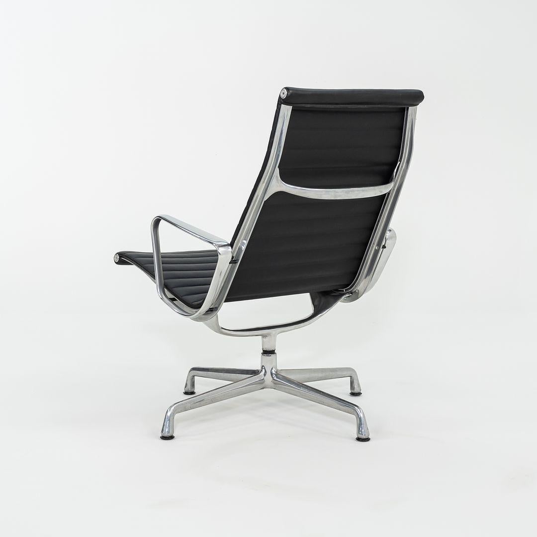 2012 Herman Miller Eames Aluminum Group Silla de salón de cuero negro 4x Disponible en Excelente estado para la venta en Philadelphia, PA