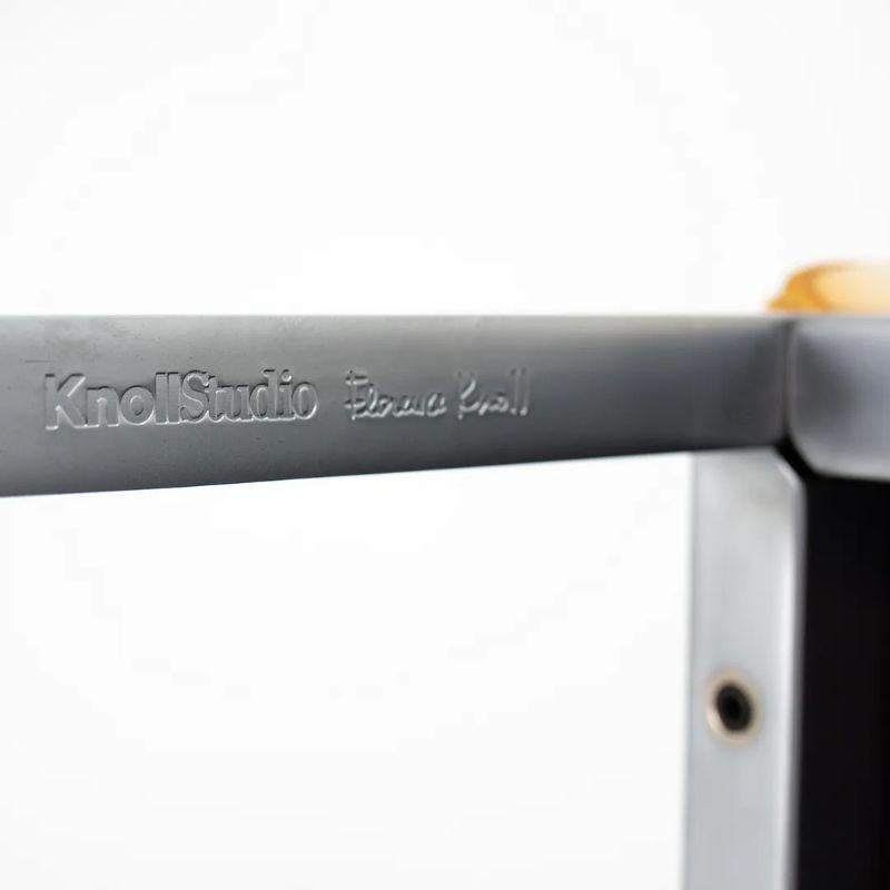 2012 Ein Paar Florence Knoll Lounge Sessel mit Lederbezug (Moderne) im Angebot