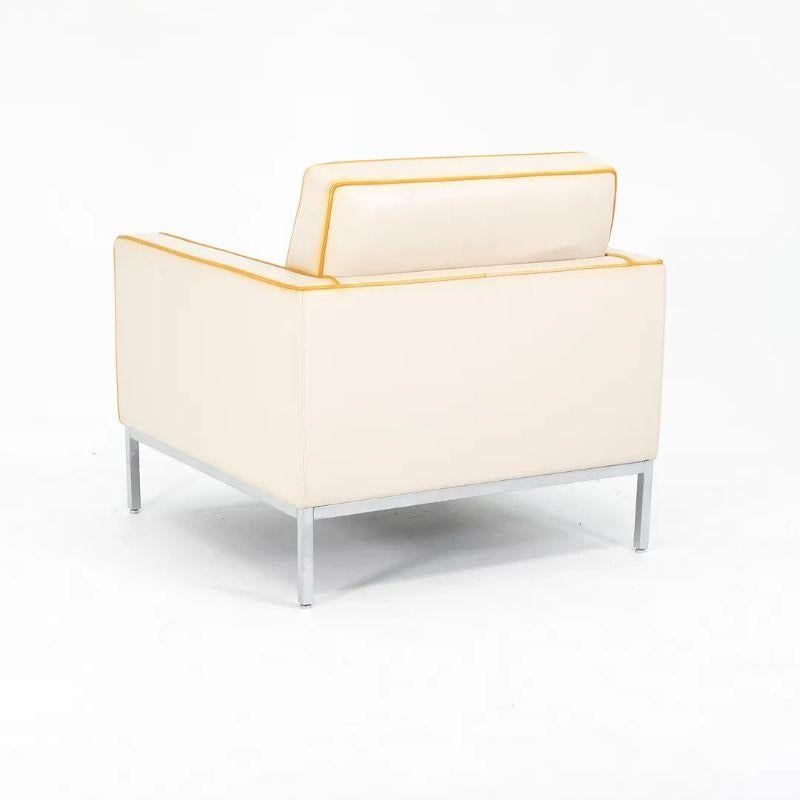 2012 Ein Paar Florence Knoll Lounge Sessel mit Lederbezug (21. Jahrhundert und zeitgenössisch) im Angebot