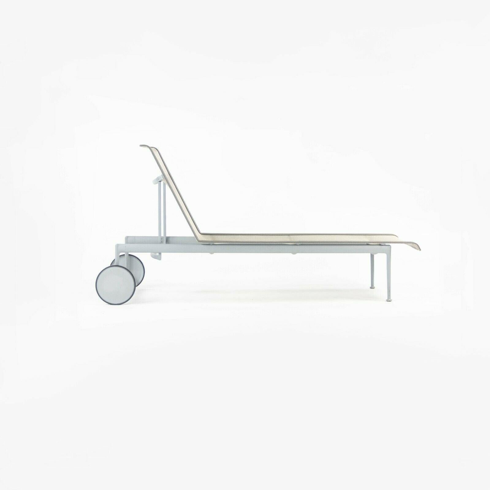 Contemporary 2012 Richard Schultz 1966 Series Adjustable Chaise Lounge Chair in Silver For Sale