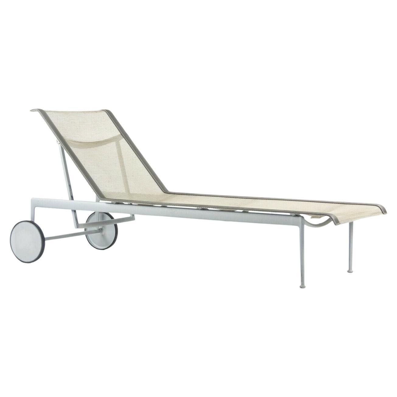 2012 Richard Schultz 1966 Series Adjustable Chaise Lounge Chair in Silver For Sale