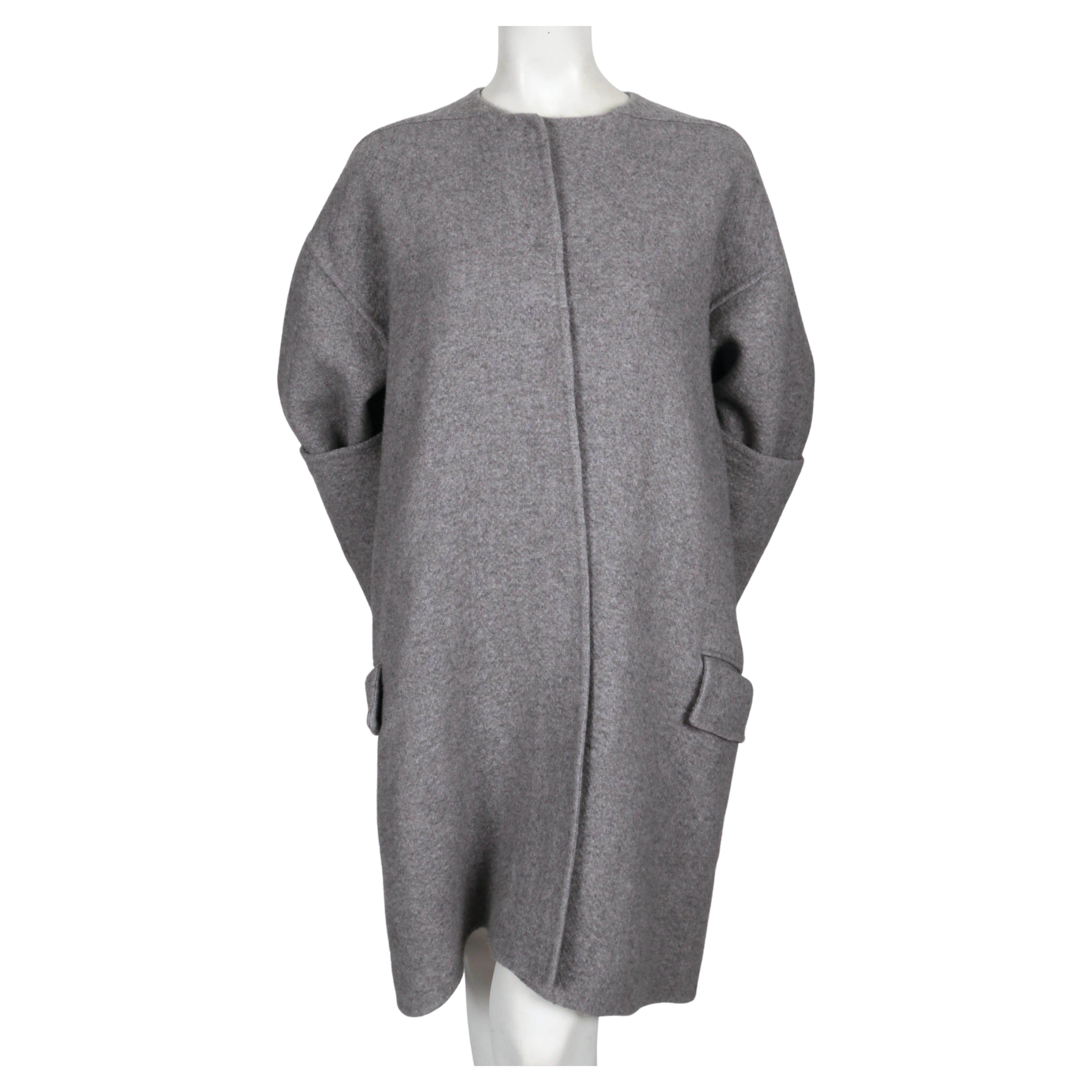 Grigio 2013 CELINE by Phoebe Philo cappotto in cashmere grigio con maniche esagerate in vendita