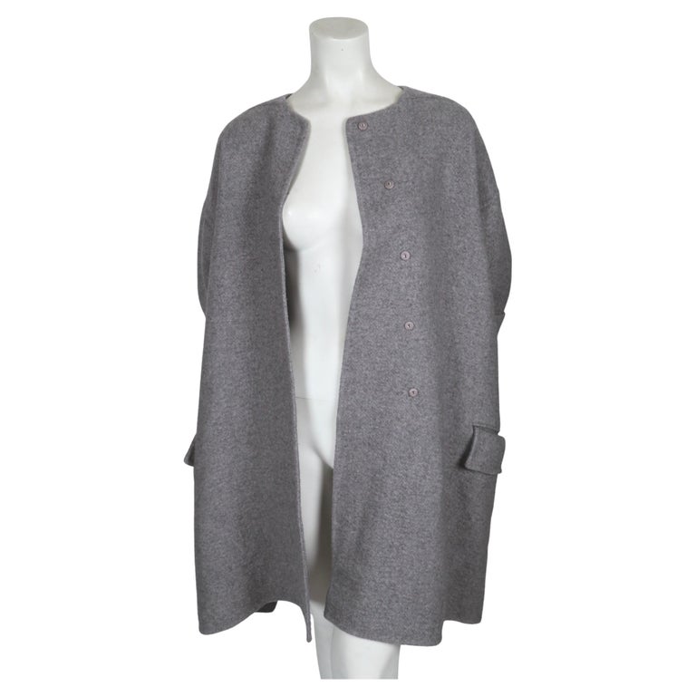 Women's or Men's 2013 CELINE by PHOEBE PHILO grey cashmere runway coat with exaggerated sleeves For Sale