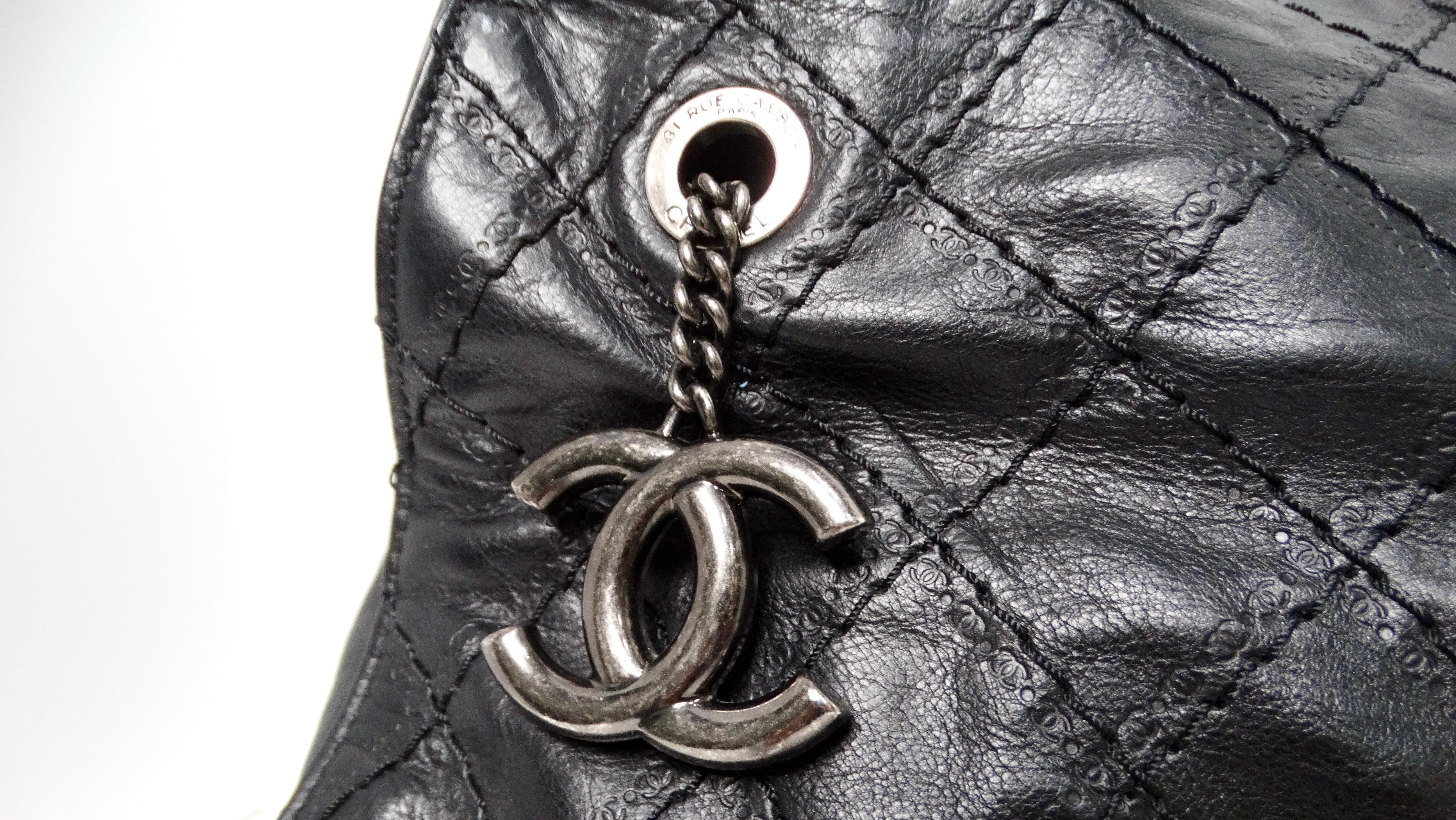 2013 Chanel Nero CC Crave Borsa Hobo trapuntata in pelle di vitello In condizioni buone in vendita a Scottsdale, AZ