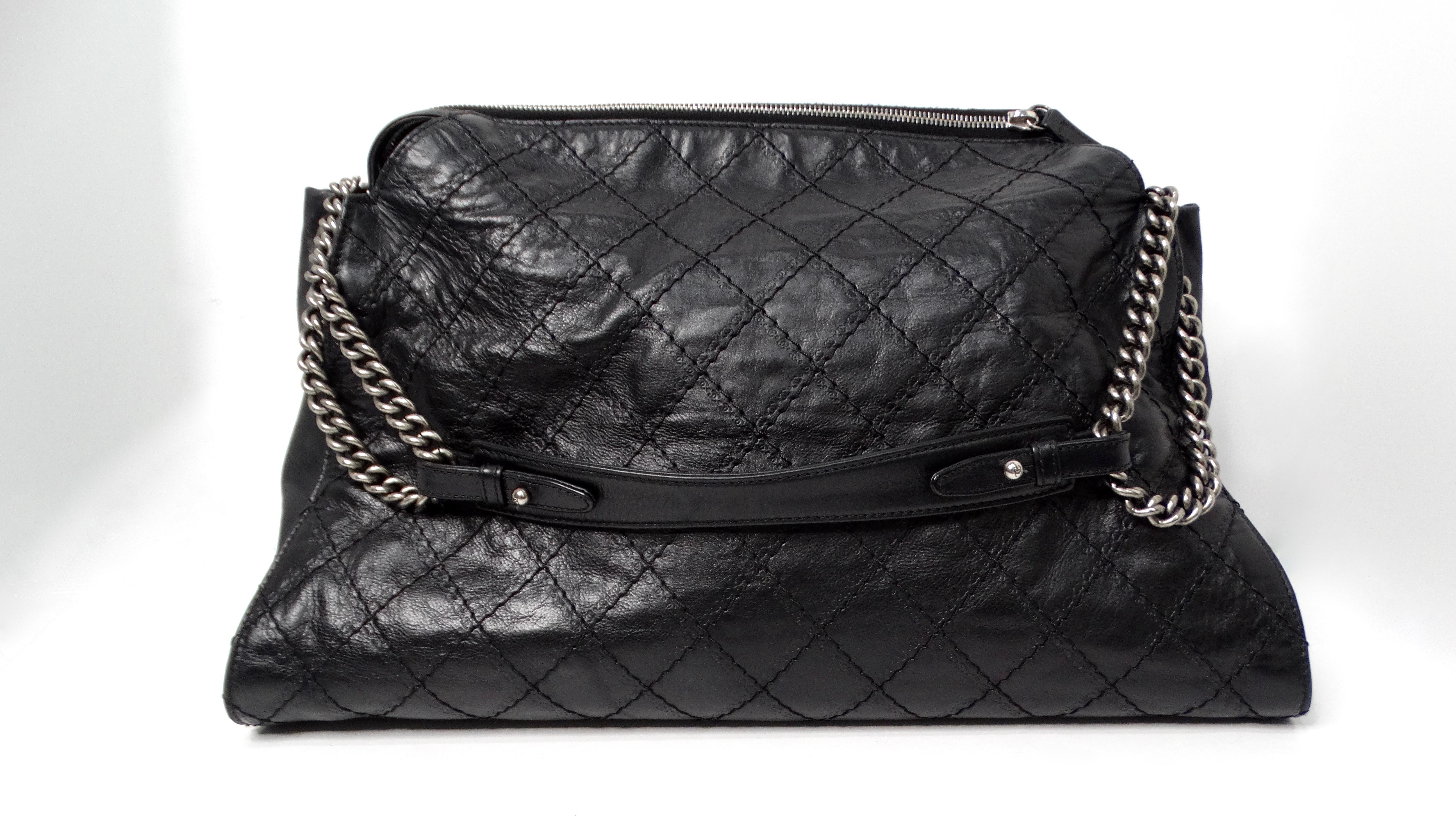 2013 Chanel Nero CC Crave Borsa Hobo trapuntata in pelle di vitello in vendita 1