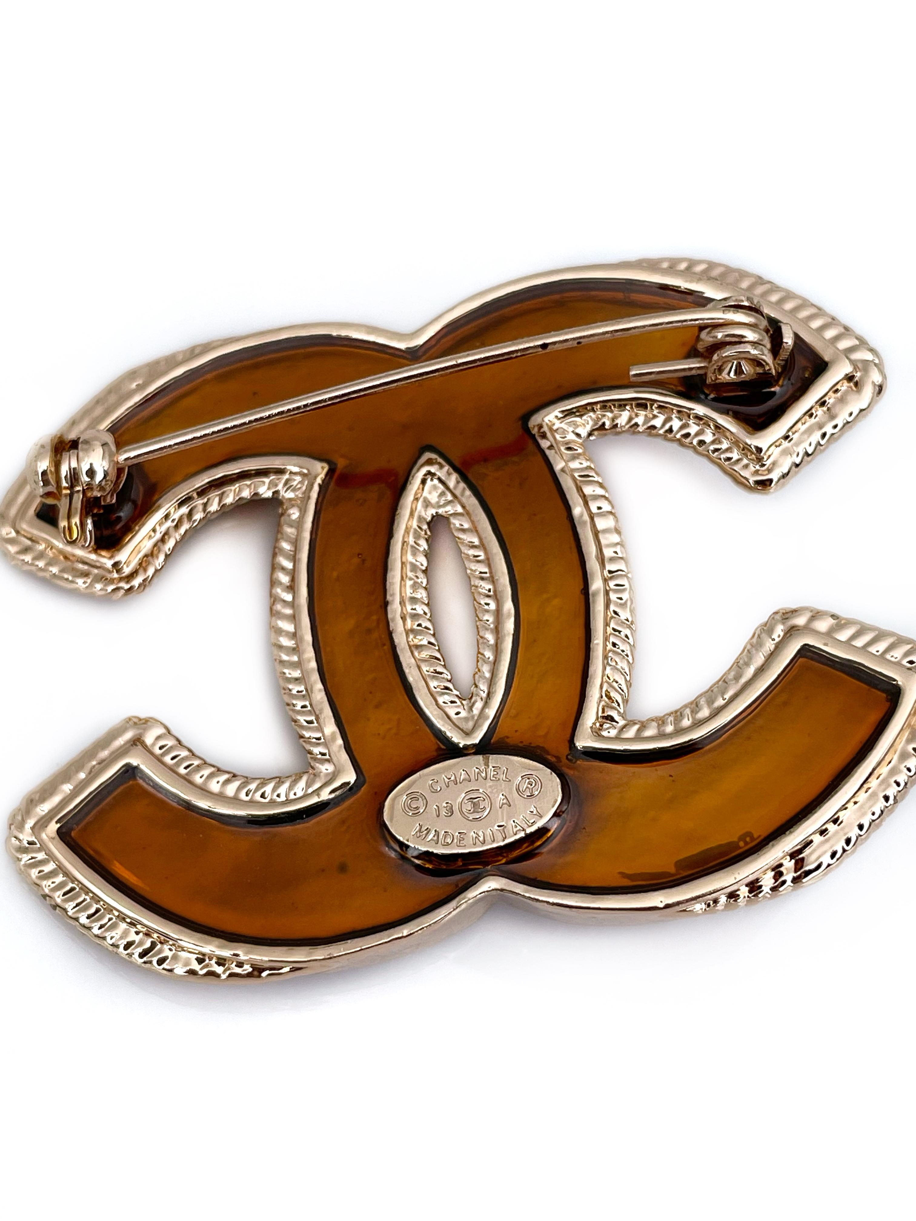 2013 Chanel Ready-To-Wear CC Logo Red Orange Pin Brooch at 1stDibs