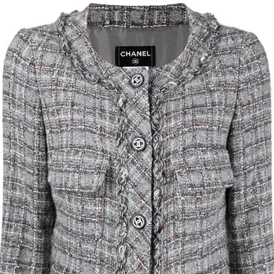Chanel Silver Chain Checkered Tweed Coat	 In Excellent Condition In London, GB
