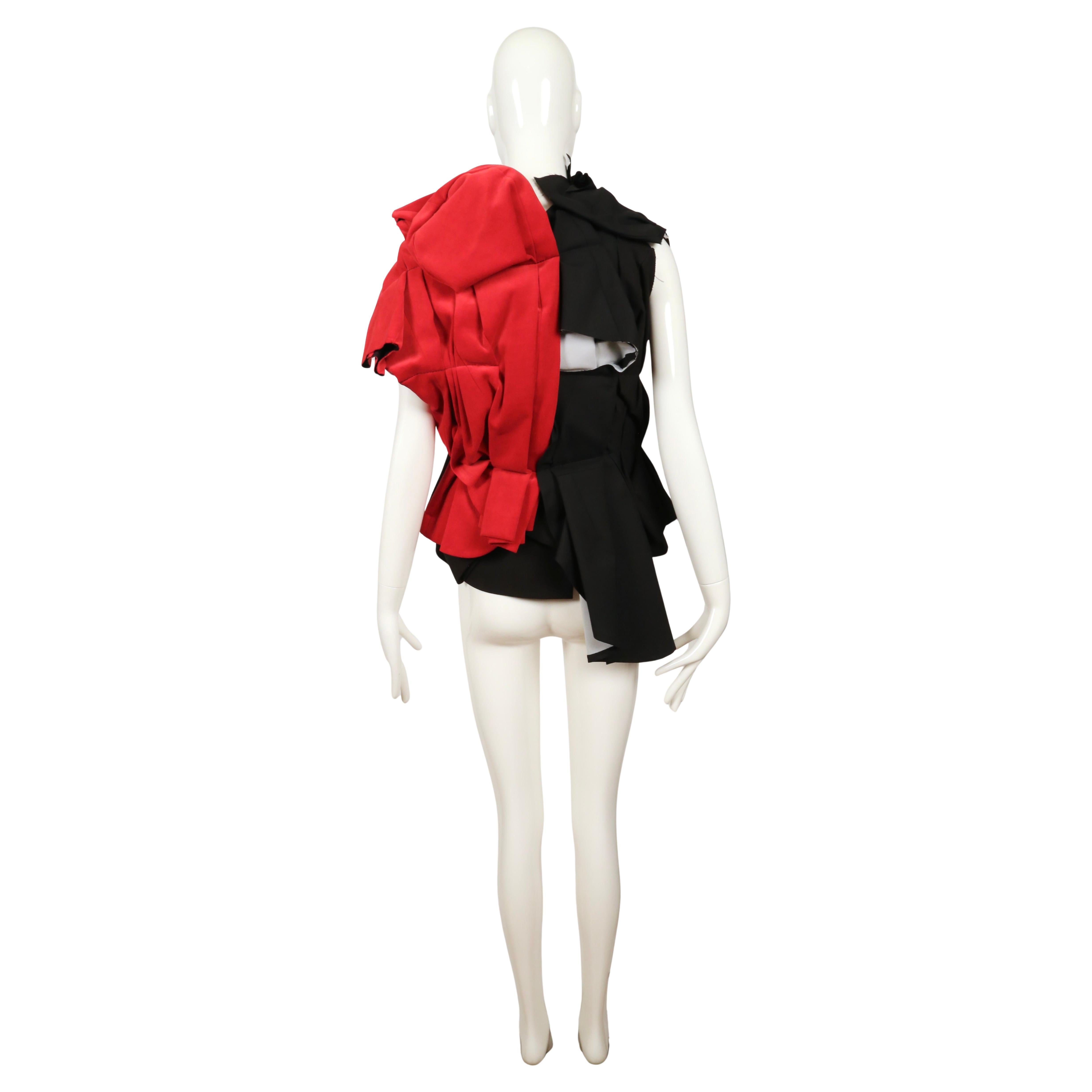 2013 COMME DES GARCONS giacca RUNWAY nera e rossa in vendita 7