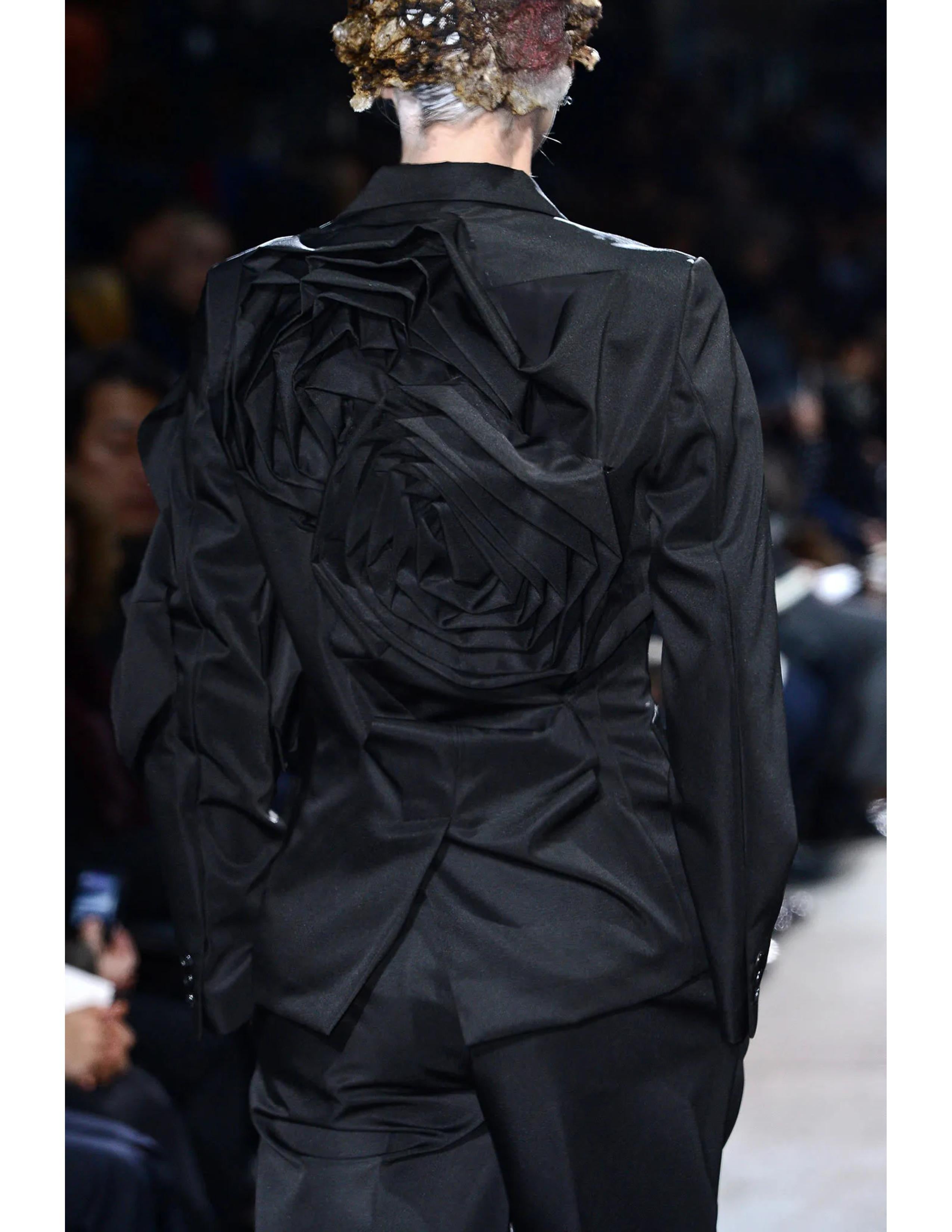 2013 COMME DES GARCONS black RUNWAY jacket with oversized rose motif 7