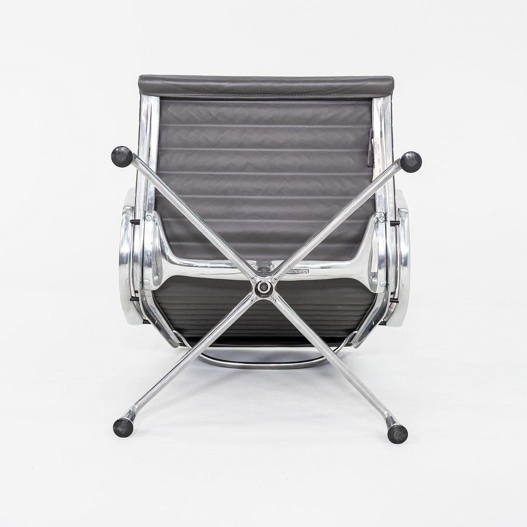 2013 Herman Miller Eames Aluminum Group Lounge Chairs in Grey Leather For Sale 4