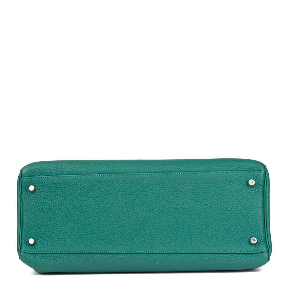2013 Hermes Malachite Togo Leather Kelly 35cm Retourne In Excellent Condition In Bishop's Stortford, Hertfordshire
