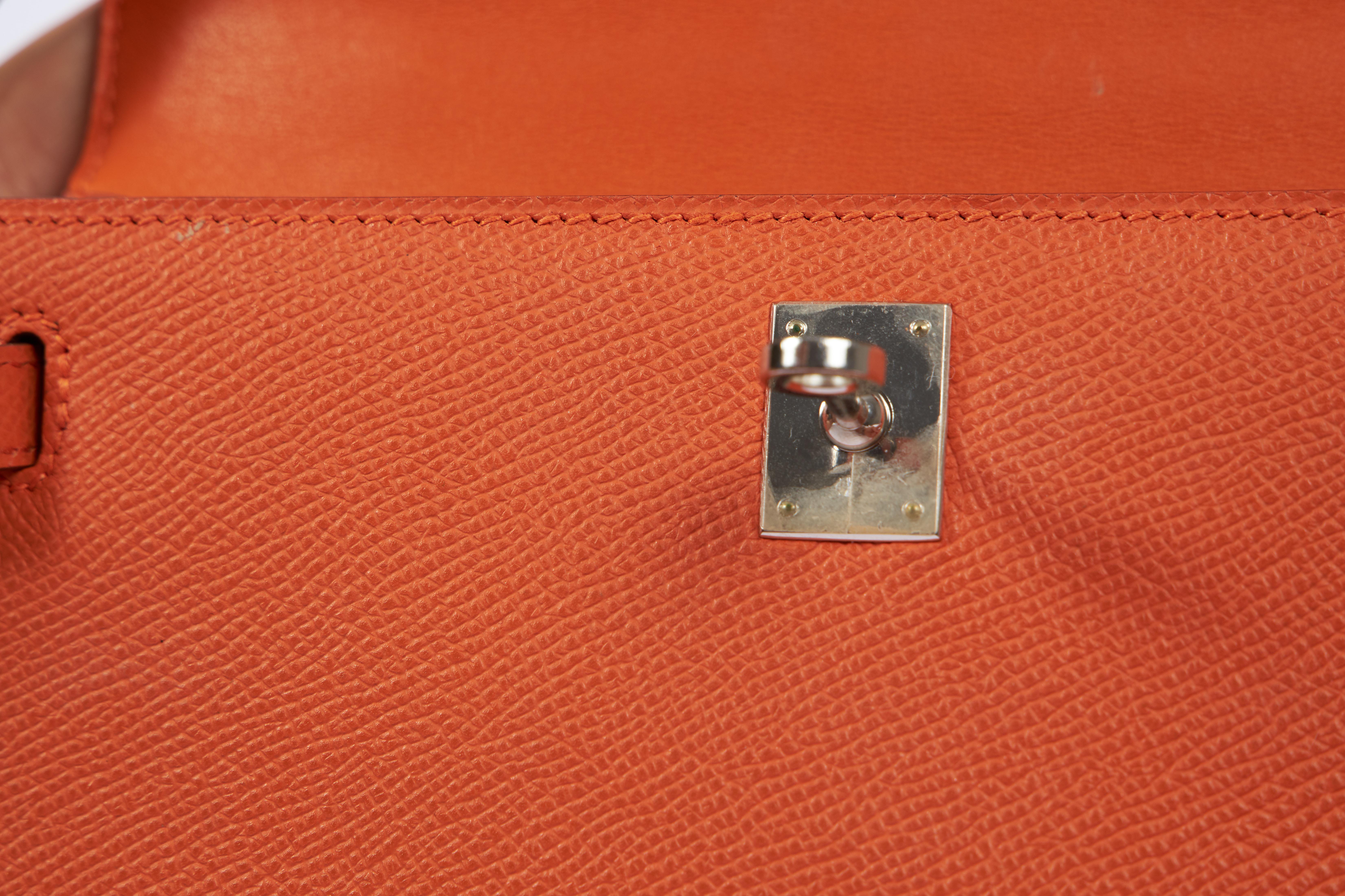 2013 Hermes Orange Epsom Kelly Pouchette In Excellent Condition In West Hollywood, CA