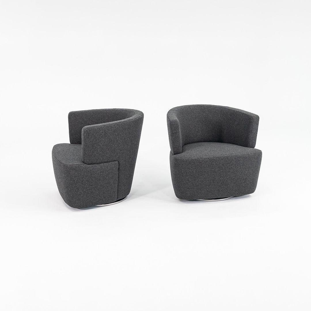 Il s'agit d'une chaise longue pivotante 'ÄòJoel'Äô, conçue par EOOS en Allemagne pour Walter Knoll, et distribuée aux Etats-Unis par Coalesse. Le prix indiqué comprend une chaise, et nous en avons deux disponibles à l'achat. Leur conception comprend
