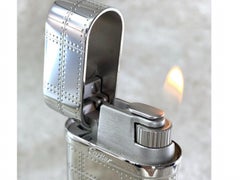 2013 Le Must De Cartier Rare Transatlantic Rivet Motif Lighter