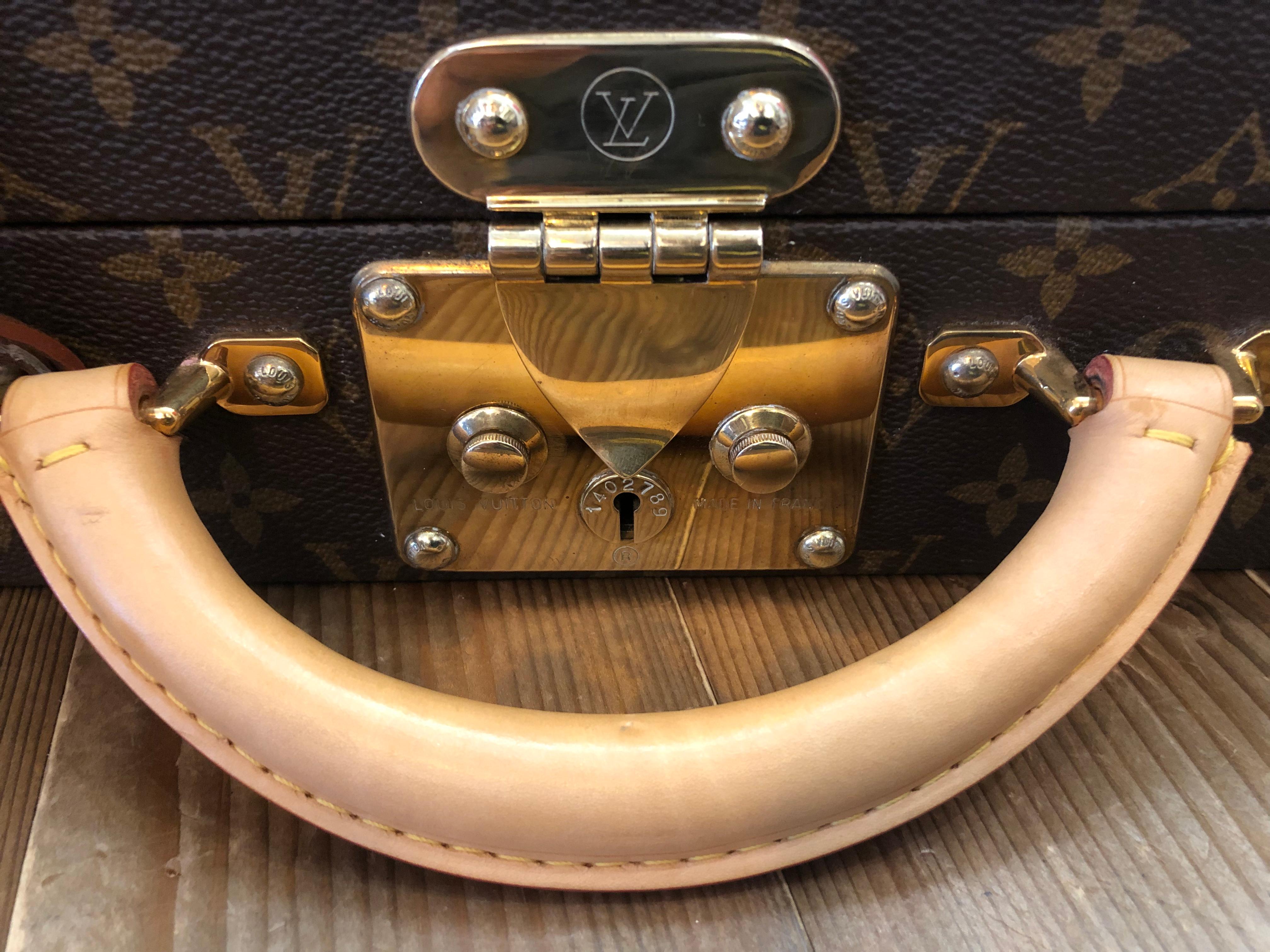 2013 LOUIS VUITTON Monogram Boite Bijoux Jewelry Trunk Case For Sale 2