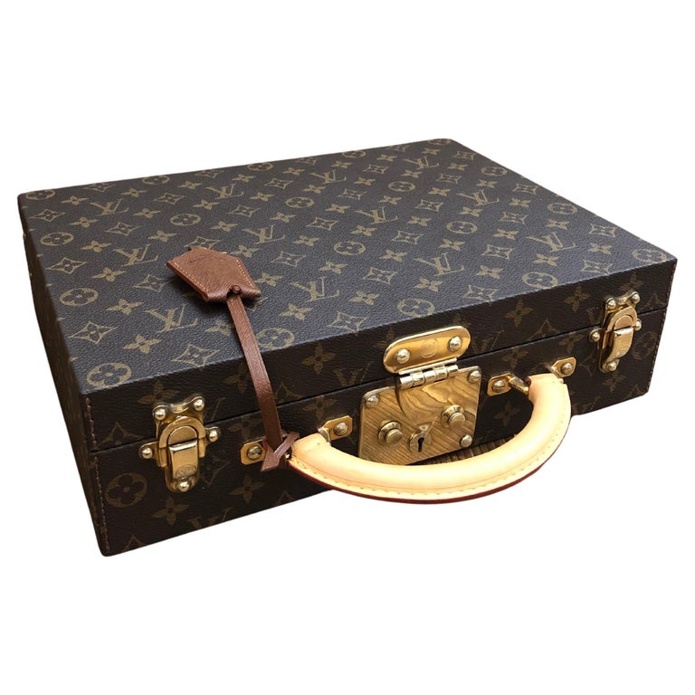 Louis Vuitton Jewelry Boxes - 9 For Sale on 1stDibs  jewelry box louis  vuitton, louis vuitton jewlery box, lv jewelry bag