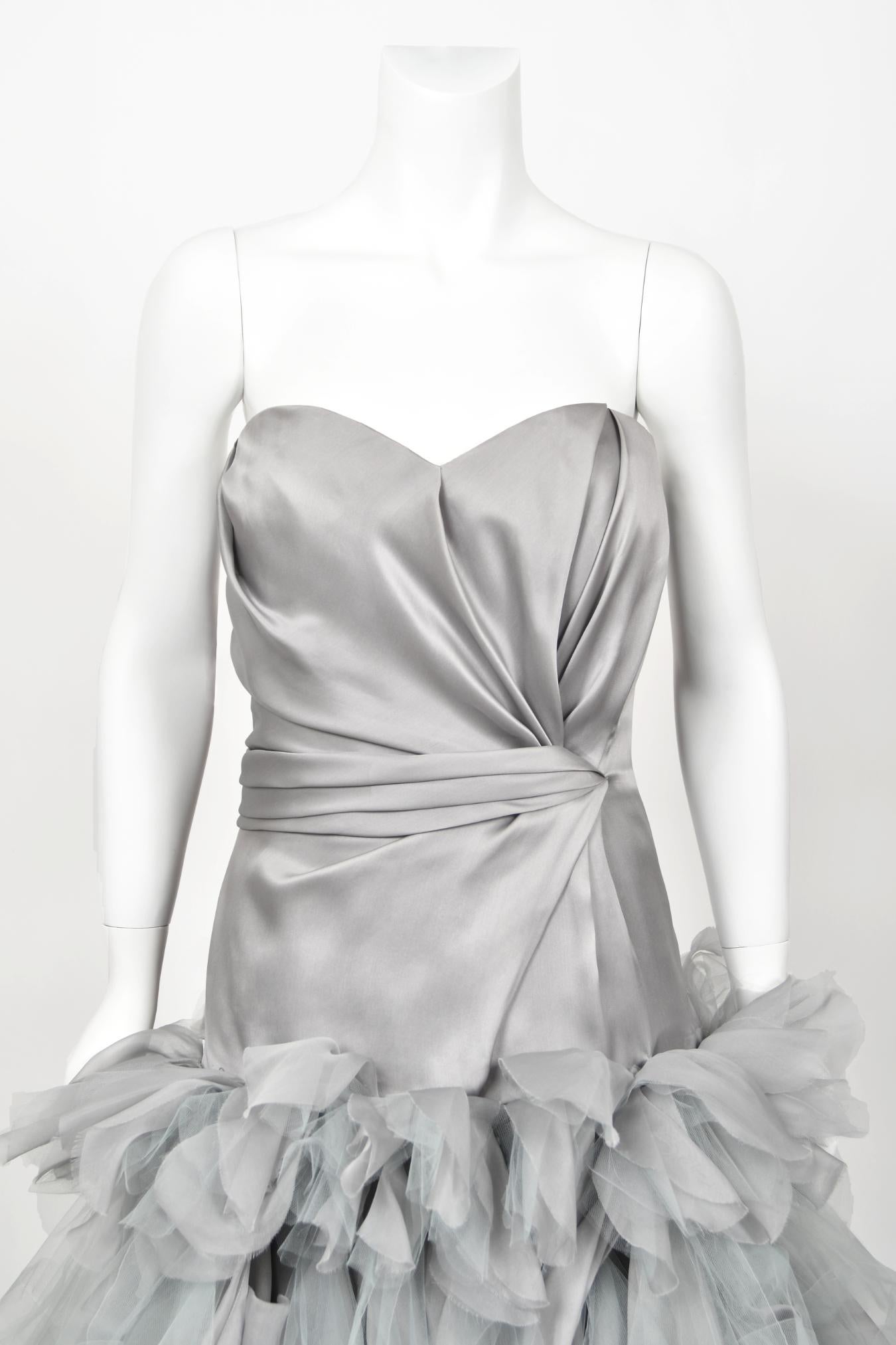 Gray 2013 Oscar de la Renta Dove-Grey Silk Strapless Bustier Tiered Tulle Gown w/Tags For Sale