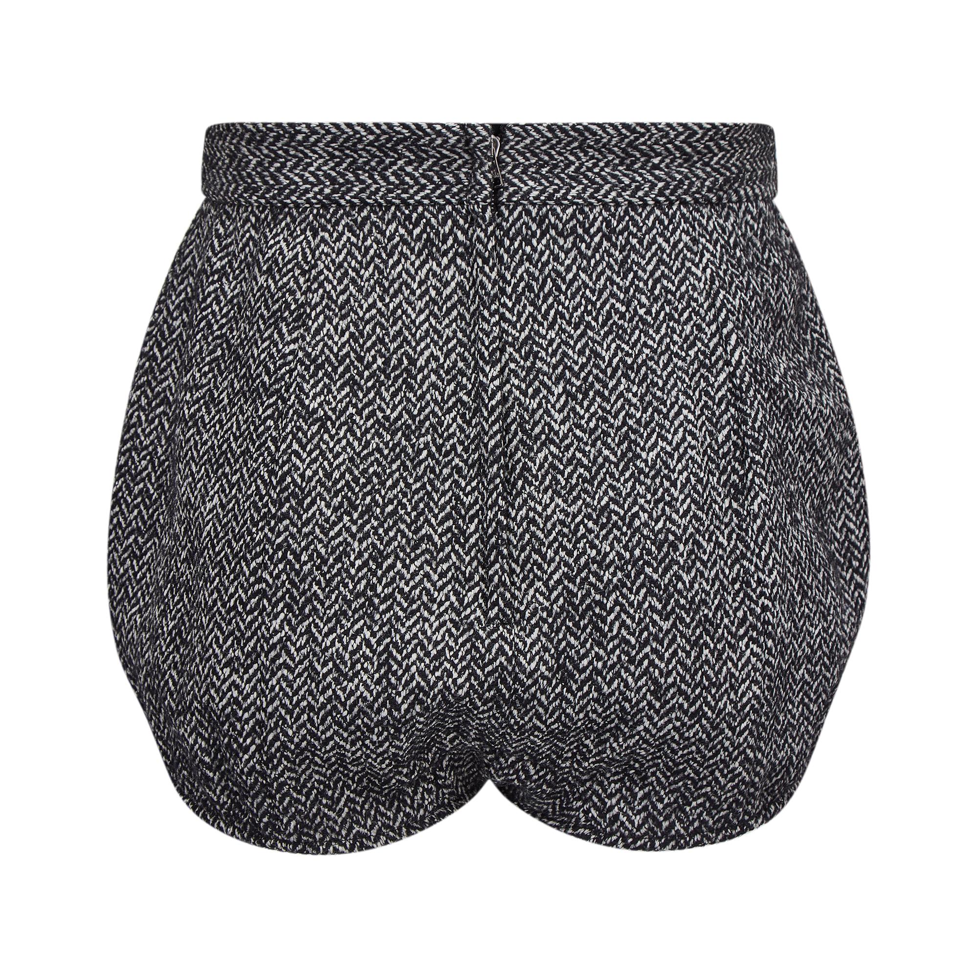 2013 Runway Dolce and Gabbana Monochrome Tweed Hotpants In Excellent Condition For Sale In London, GB