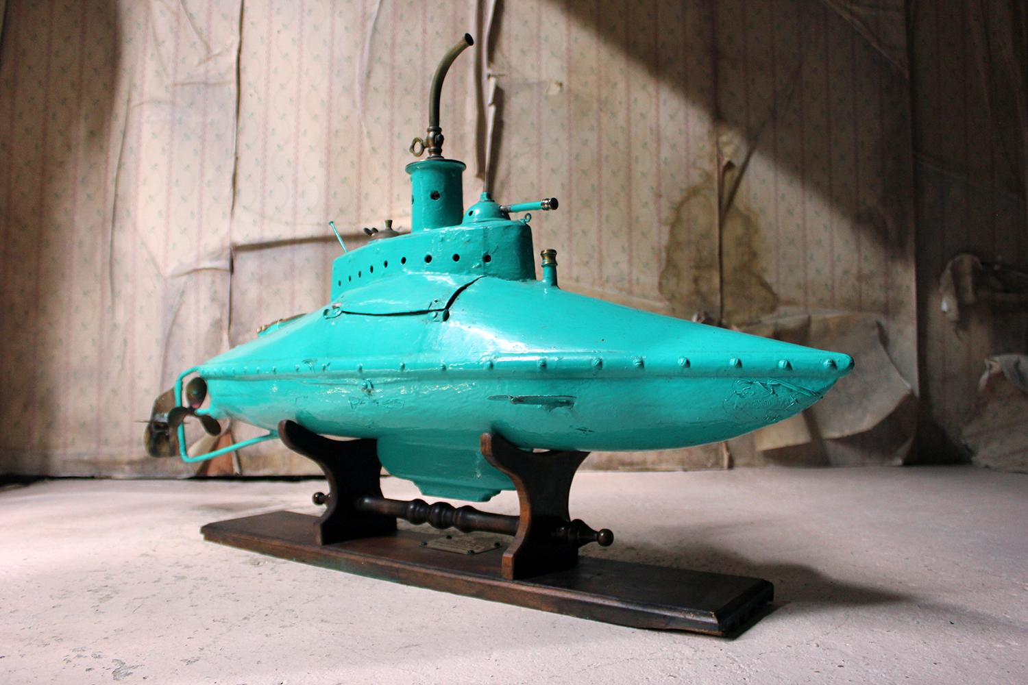 2013 Scratch Built ‘Seahorse’ Experimental Petrol Submarine; by Tom Petrusson 10